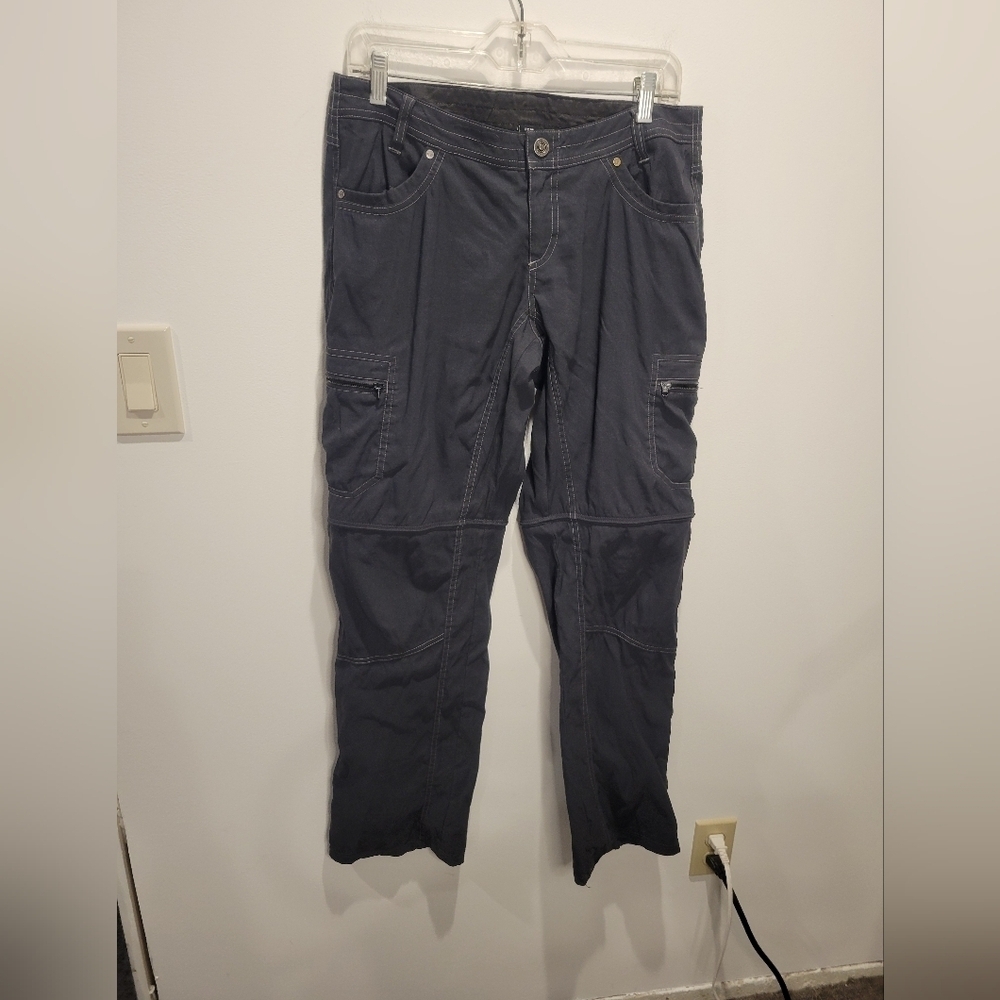 Kuhl women's size 10 kliffside convertible grey hiking pants. Small flaw